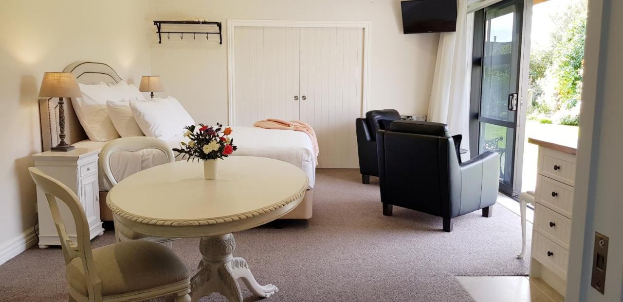 Belle Maison French Country Stay New Plymouth Exterior photo